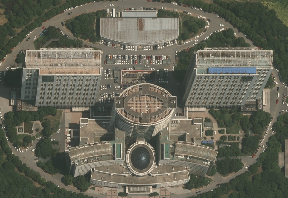 飛燕自研AIMS多傳感器航攝儀助力實(shí)景三維城市建設